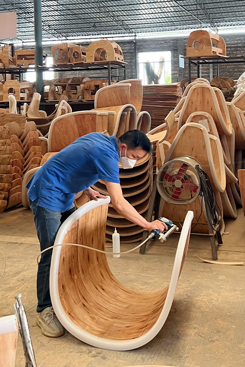 25+ Years Experience in Bending Wood