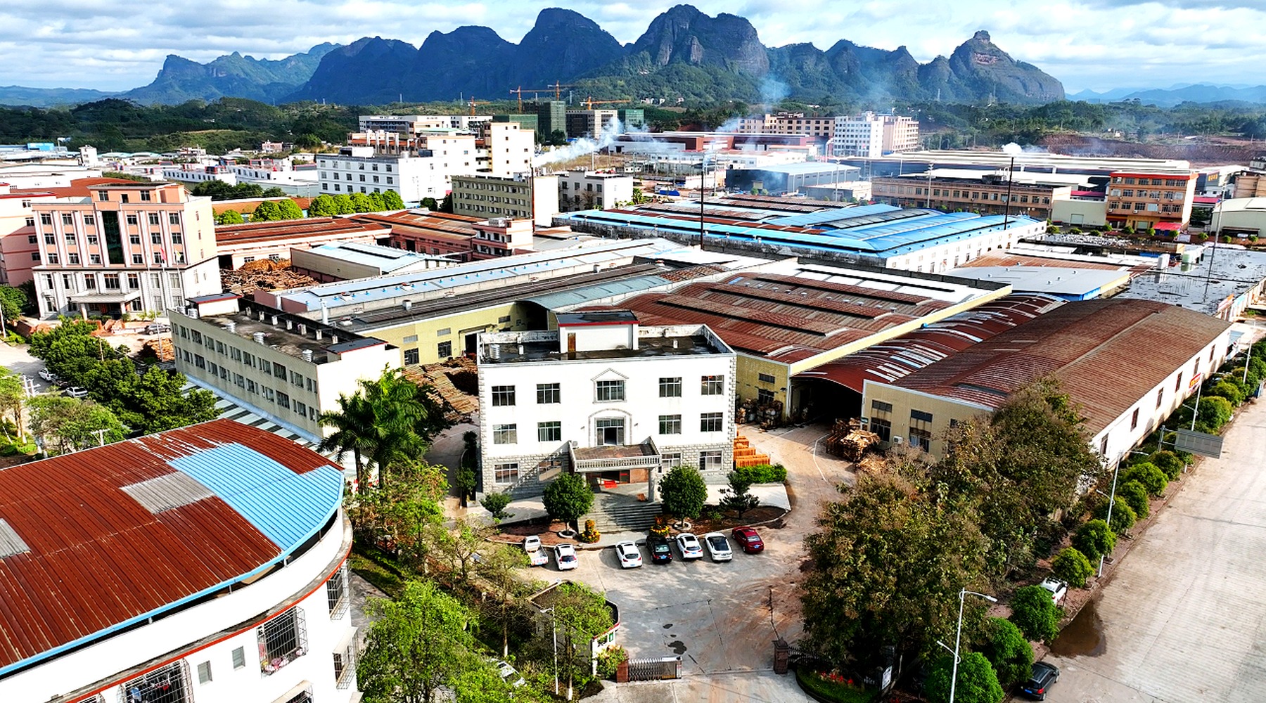 DALI Wood production base for custom bent plywood and molded plywood furniture parts.