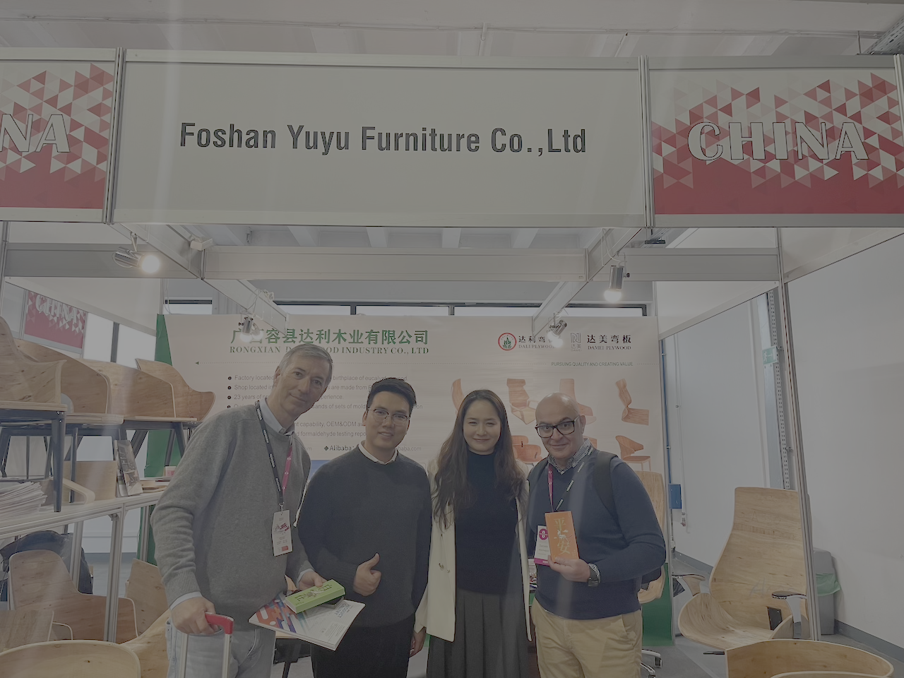 Guangxi Rongxian Eucalyptus Plywood Enterprise Debuts at 2025 Poznan International Furniture Exhibition in Poland, Leveraging the European Market with Green Manufacturing